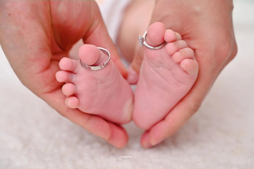 栖霞宝宝大便里有血